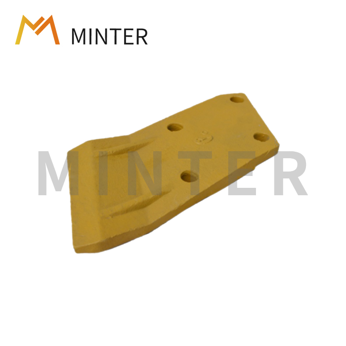 Manufacturer for Yunlong Bucket Tooth -
 Komatsu style Direct replacement parts Excavator PC100-PC200 bucket side cutter bucket corner protecto – Minter Machinery